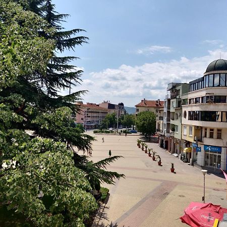 White Apartment Καζανλούκ Εξωτερικό φωτογραφία
